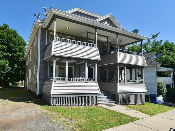 30 Sachem St, Springfield, MA 01108