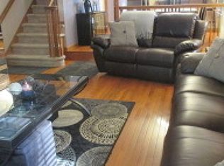 5 Mountain Ridge Rd, Bloomingdale, NJ 07403