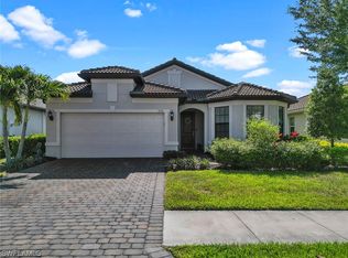 2118 Clementine St, Naples, FL 34120