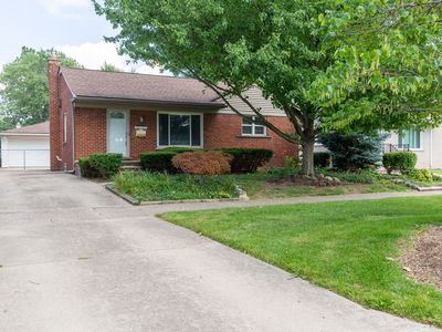 15739 Churchill St, Southgate, MI, 48195