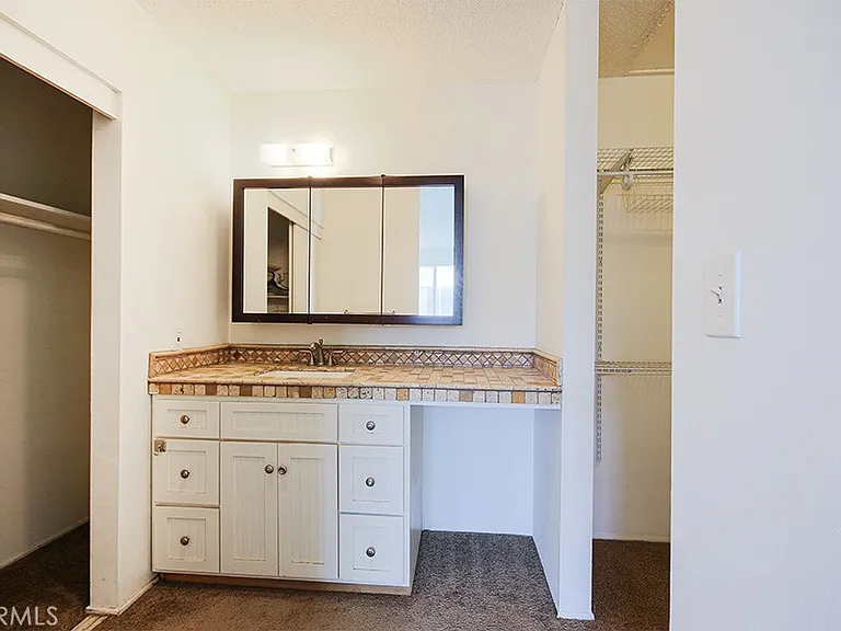 5542 Fernhill Cir #C — Photo 12