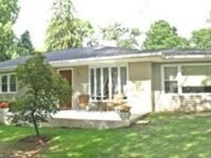 6413 Princess Garden Pkwy, Lanham, MD, 20706