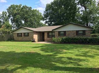 7001 Guy Ln, Orange, TX 77632