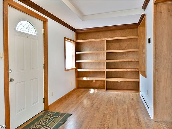 5th image of 1236 Maxwell Ave NW