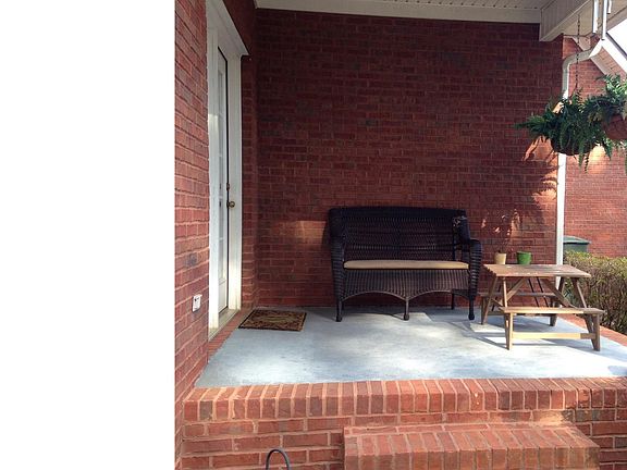 4th image of 91 Wynbrooke Dr