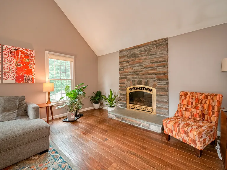 7 Magnolia Dr — Photo 32