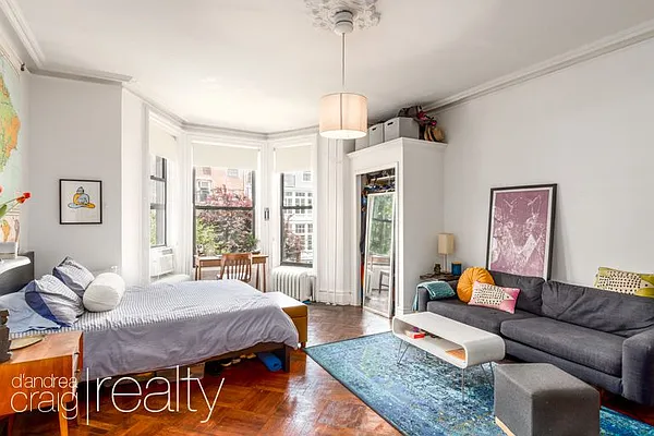 Rented by D'Andrea Craig Realty | media 10