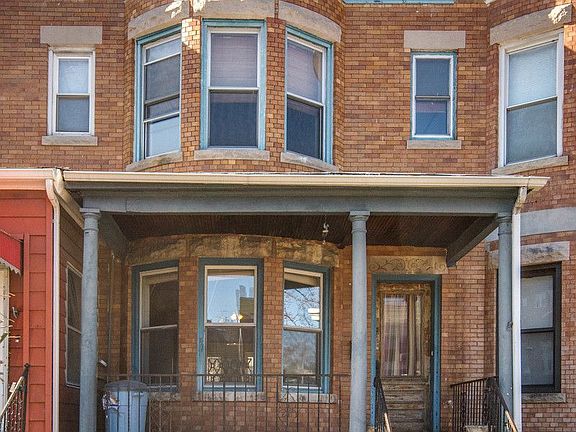 3rd image of 318 E 2nd St