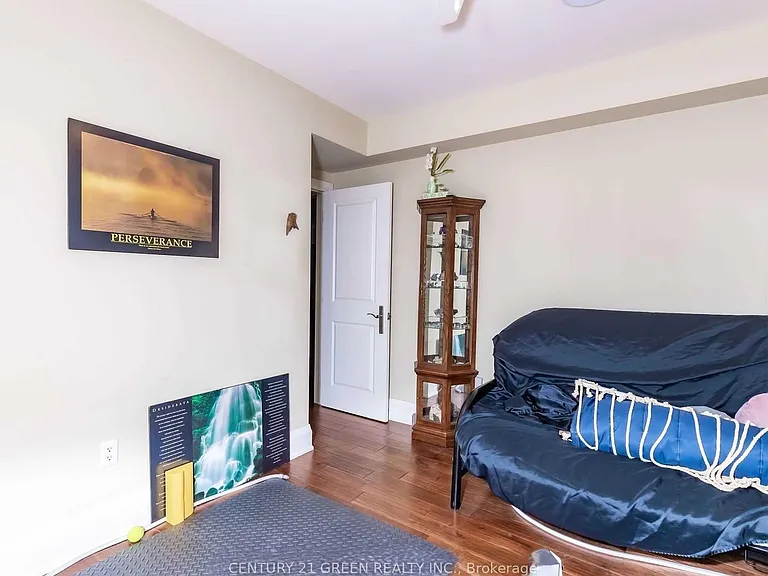 935689 Airport Rd — Photo 34