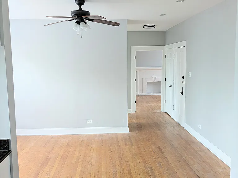 4416 1/2 N Ashland Ave #2 — Photo 12