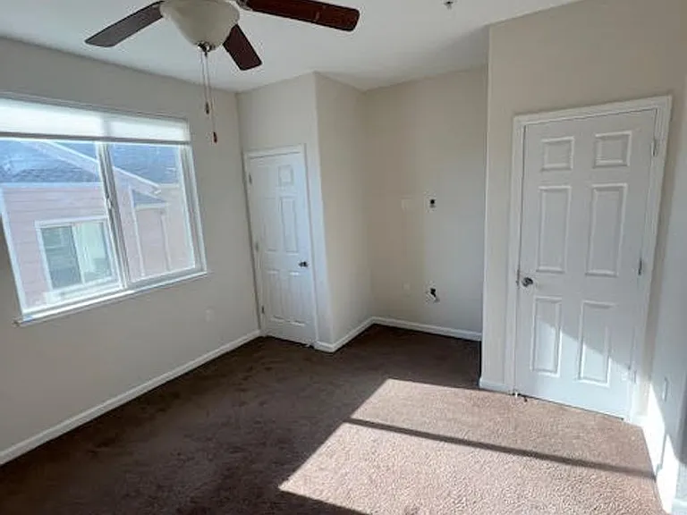 3056 Sterling Ridge Cir — Photo 19