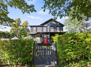 22 Maple St, Adams, MA 01220