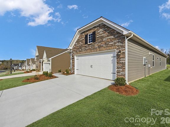 3rd image of 7624 Cotton Crest Ln #39