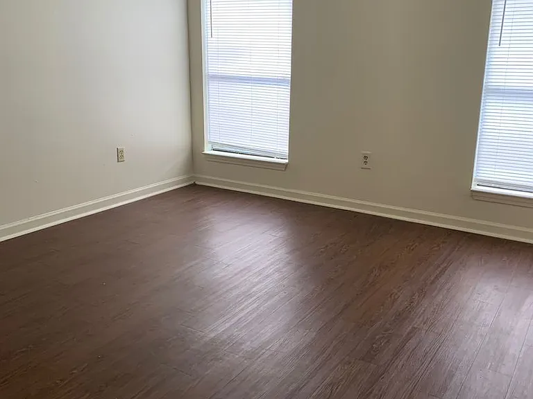 8220A Governor Dr — Photo 20