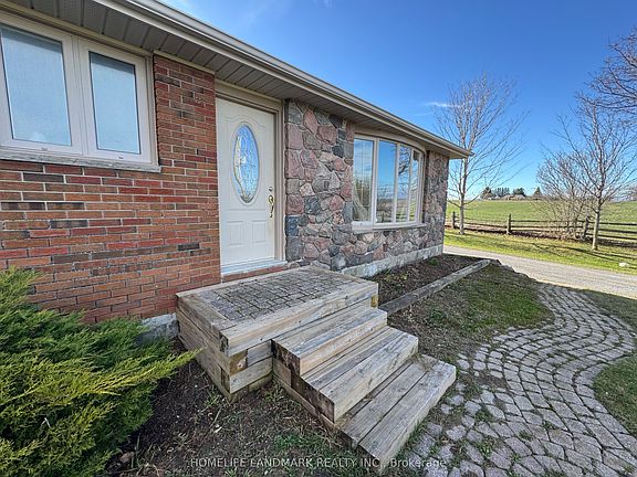 3rd image of 4432 Middle Rd