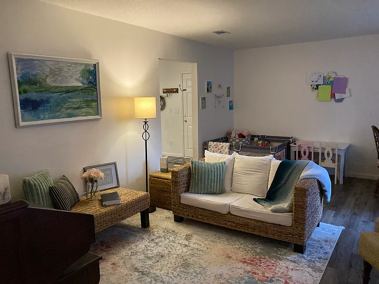 205 SE Jonathan Way — Photo 13