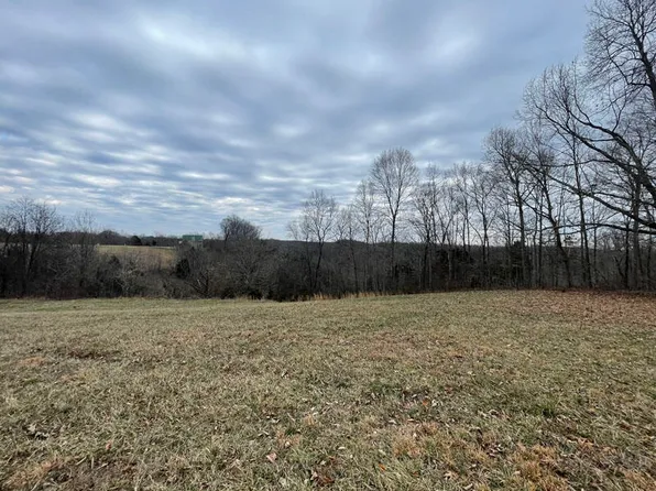 38 Parks Ridge Rd, Russell Springs, KY 42642