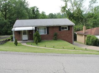 104 Kings Rd, Pittsburgh, PA 15221