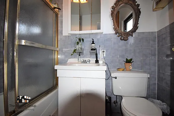 Rented by Bold New York | media 27