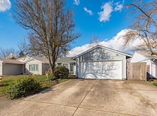2215 Oak Dr, Newberg, OR 97132