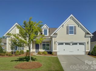82105 Standing Oak Dr, Charlotte, NC 28278