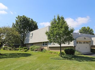 643 Burgundy Ct UNIT A, Elk Grove Village, IL