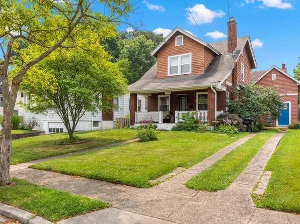 2555 Ridgeland Pl, Cincinnati, OH 45212