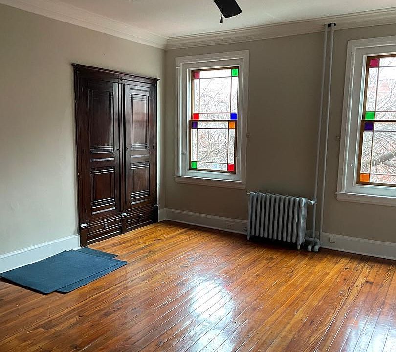 1st image of 824 N 21st St #2