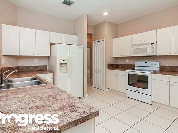 5th image of 21022 SW 92nd Ct
