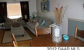 3rd image of 75 Hudson Ave