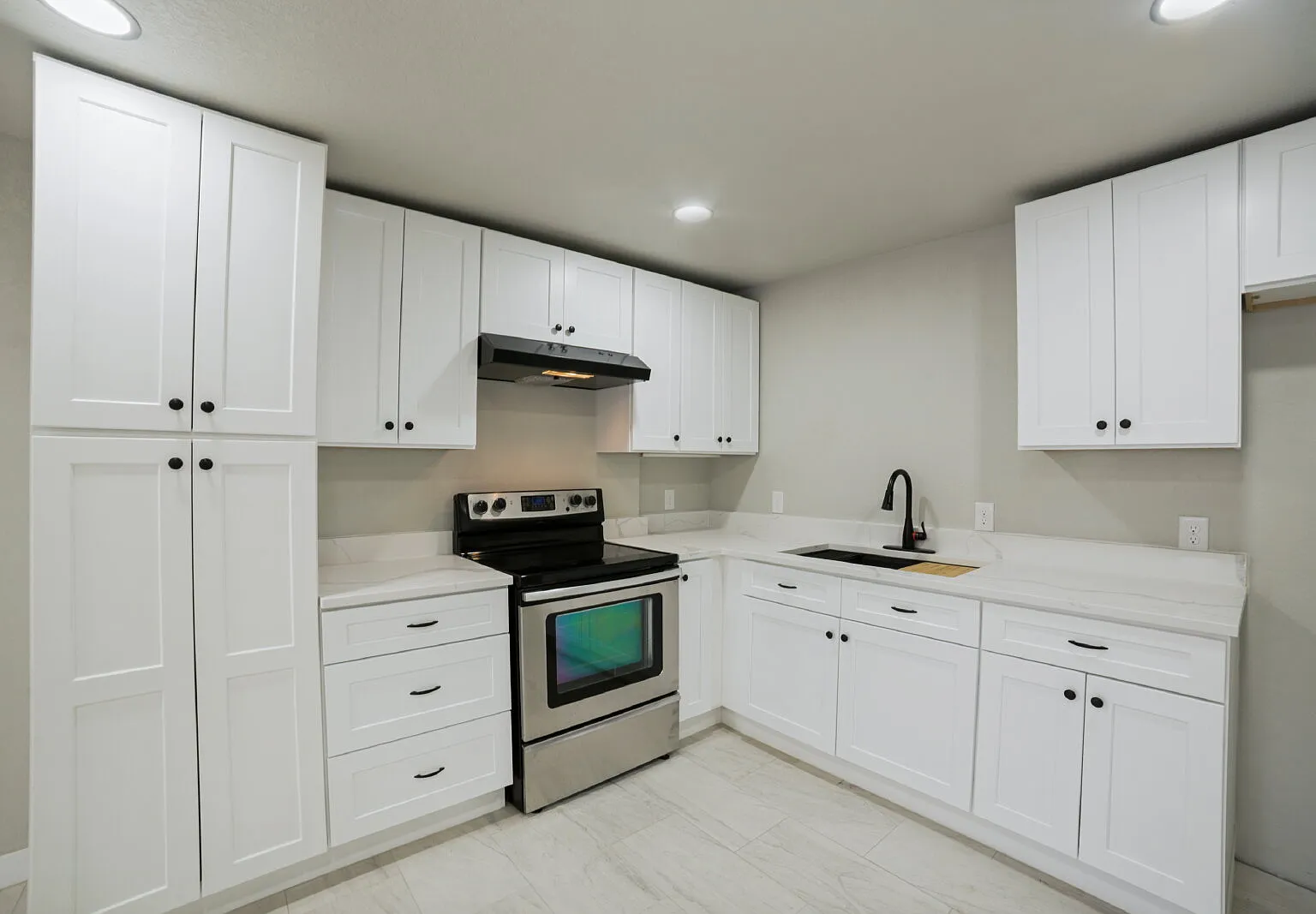 3 bed, 2.0 bath, 880 sqft, $1,400 — Photo 4