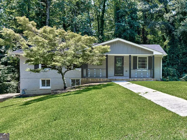 1671 Hillview Ave, Jonesboro, GA 30236