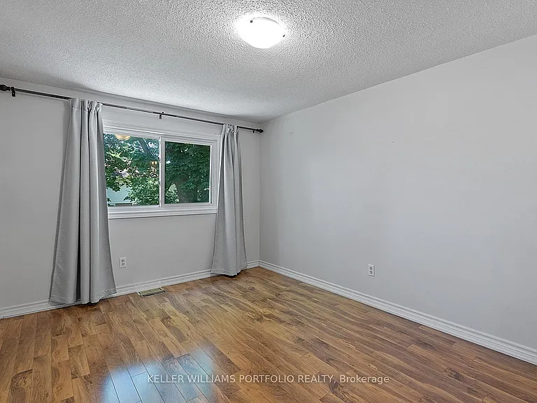 24 Ulysses Pl — Photo 29