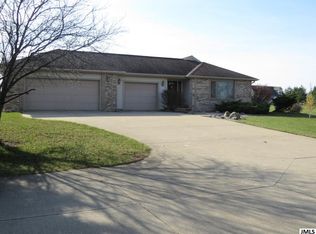 6701 N Lake Rd, Brooklyn, MI 49230