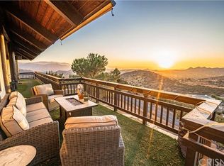 33630 Shallow Creek Rd, Agua Dulce, CA 91390