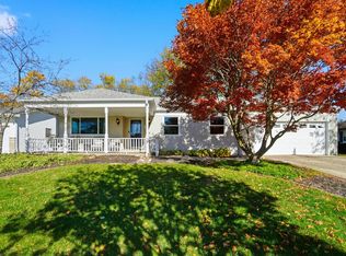 3060 Sawyer Dr, Grove City, OH 43123