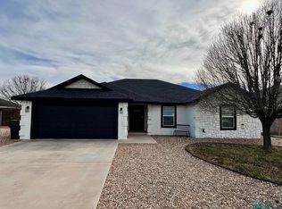 221 Carmel Ln, Clovis, NM 88101
