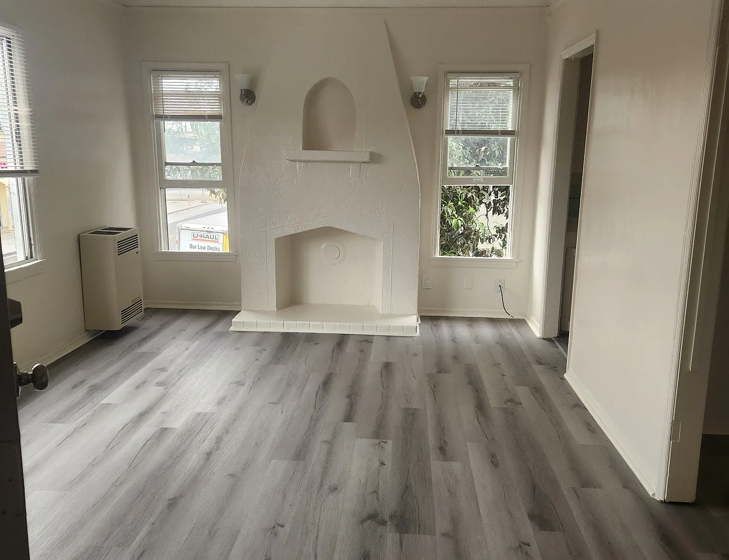 Studio, $1,550 — Photo 2