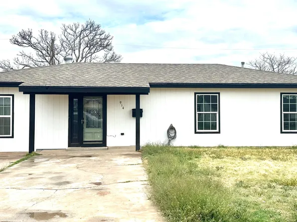 914 W 25th St, Plainview, TX 79072