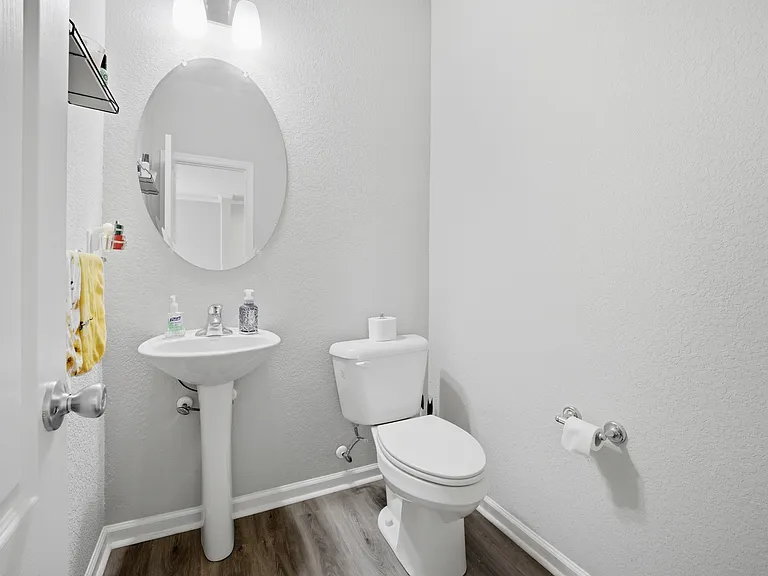 1001 Marietta Ave — Photo 9