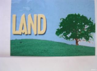 11273 N Syracuse Webster Rd, Syracuse, IN 46567