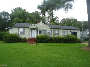 233 Beechwood Cir, Lagrange, GA 30240