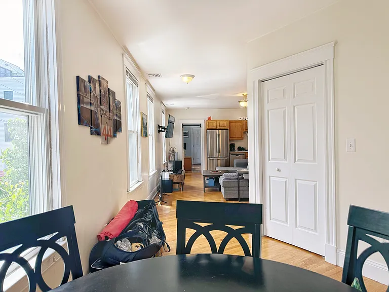 176 Dorchester St #2 — Photo 16