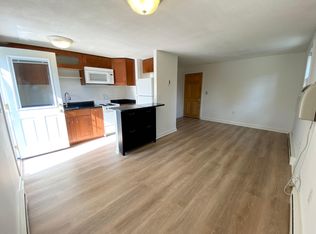 197 W Wyoming Ave FLOOR 2, Melrose, MA 02176
