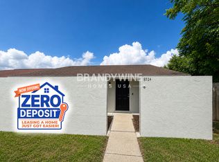 8524 Pinehurst Dr, Tampa, FL 33615