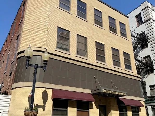 17-19 W 2nd St #202A, Greensburg, PA 15601