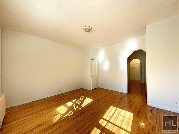 3rd image of 485 Saint Johns Pl #B6