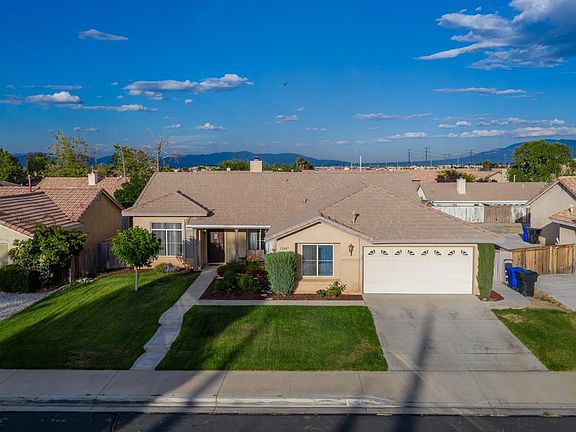 3rd image of 12467 Tierra Bonita Dr