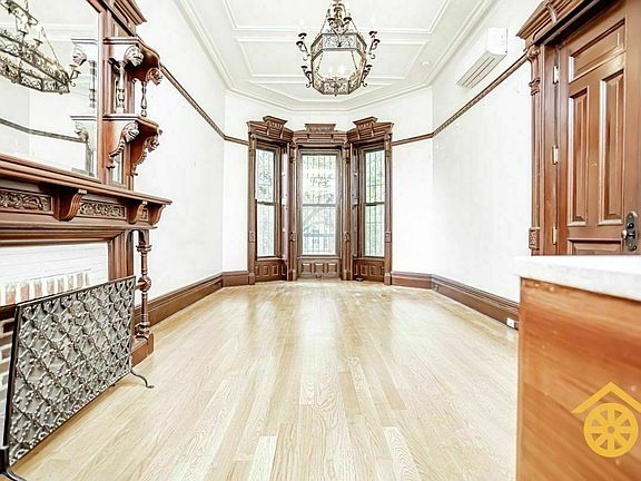 2nd image of 1247 Dean St APT 2A