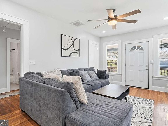 5th image of 763 Jones Ave NW